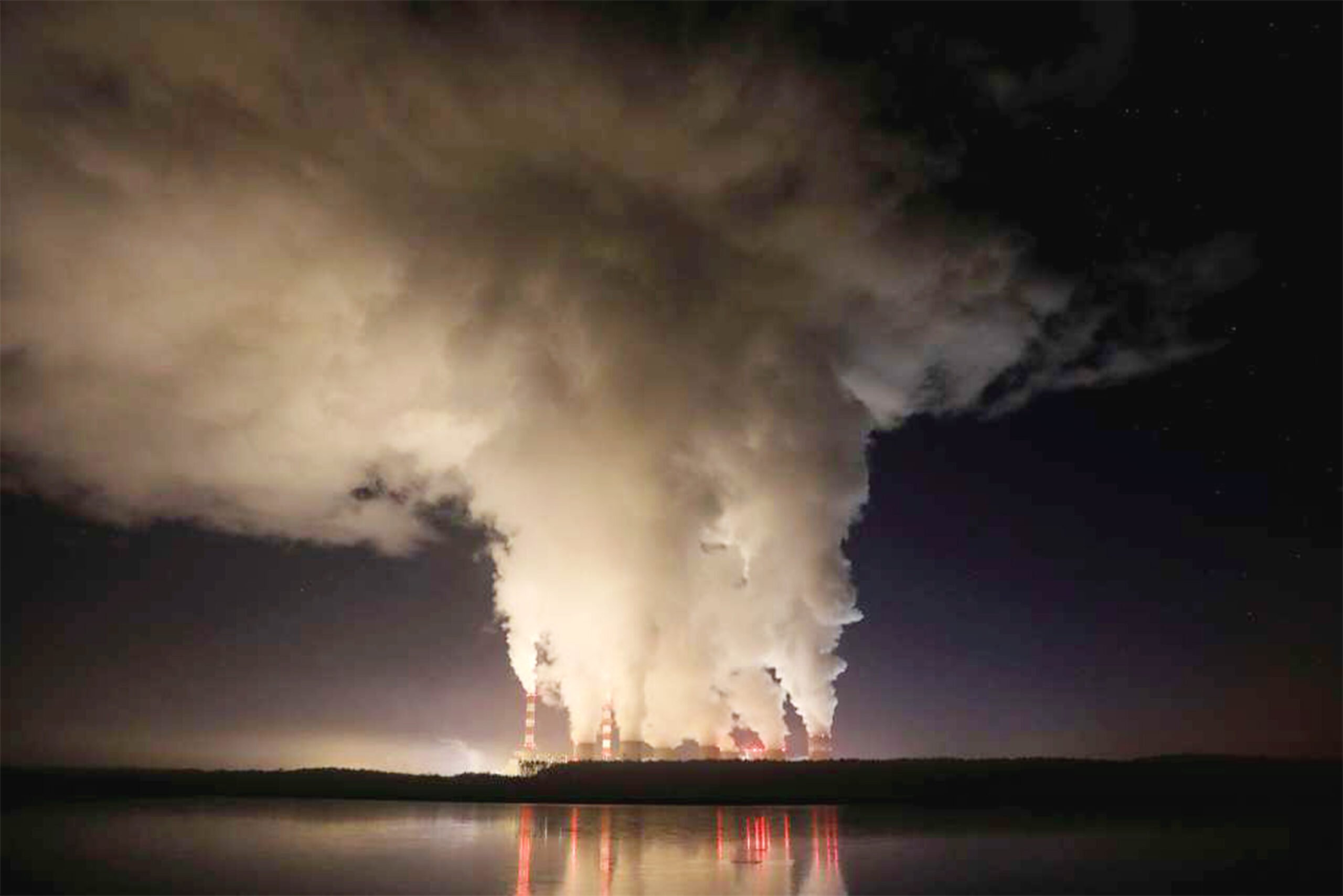 Στα ύψη οι εκπομπές διοξειδίου του άνθρακα, ανεπαρκείς οι κλιματικές πολιτικές